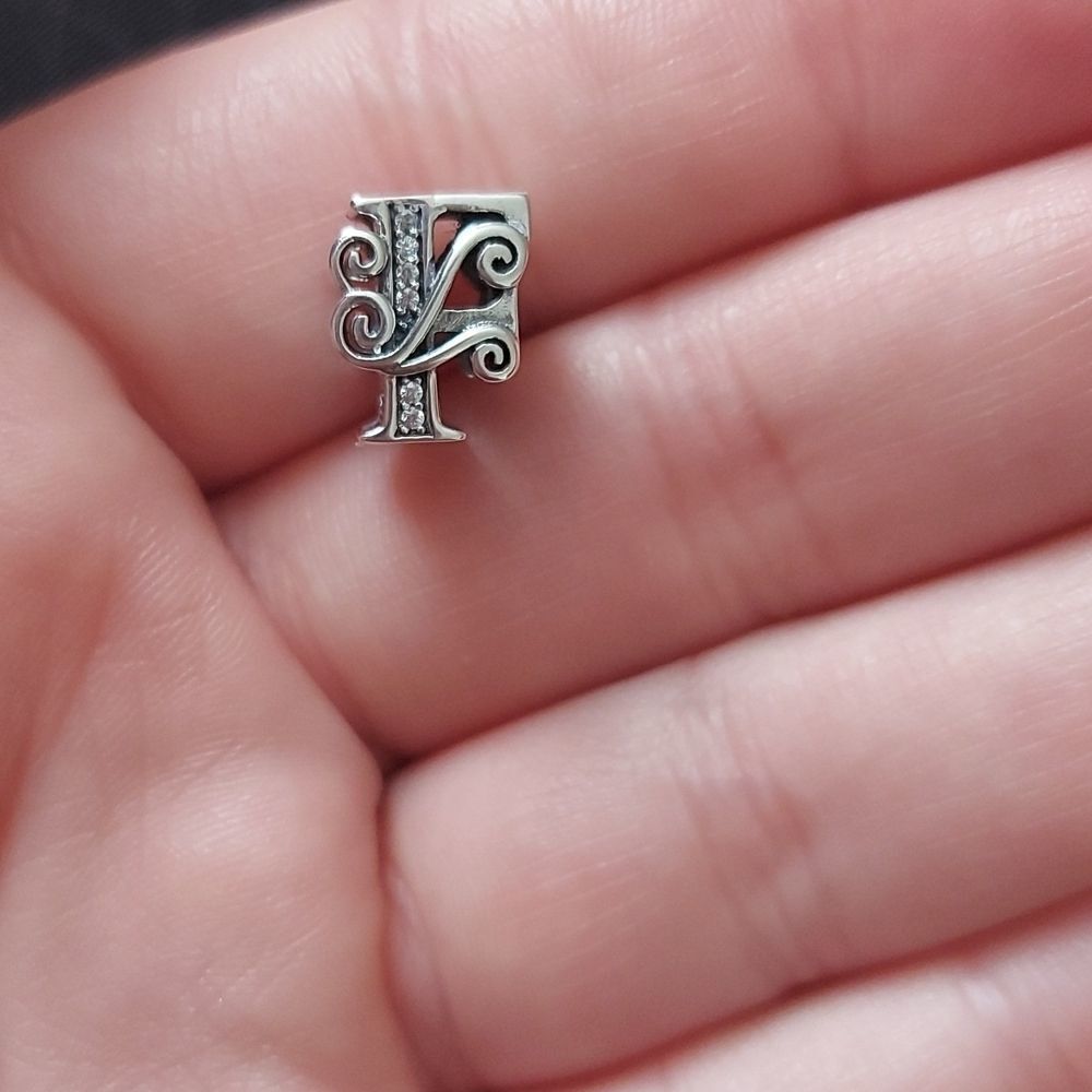 925 Sterling Silver "F"  Charm - Picture 4 of 4